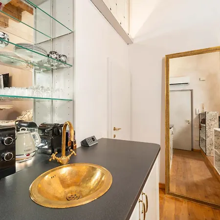 Апартаменты Garconniere