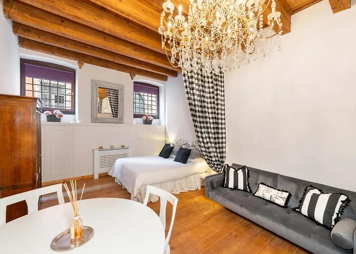 Garconniere Apartament *